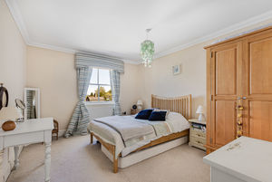 Photo 32- click for photo gallery